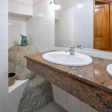 Ξενοδοχείο Farre D'avall *